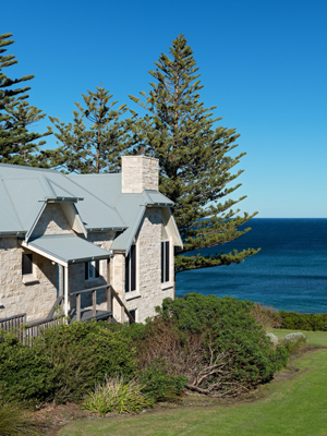 Tilt and turn windows