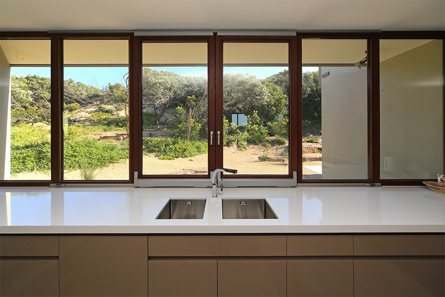 Parallel-slide-tilt-window-closed Parallel-slide-tilt-window-closed